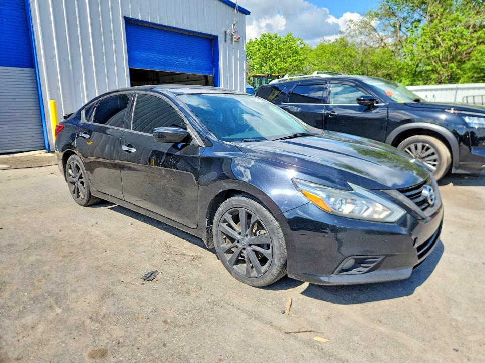 2018 Nissan Altima მანქანა იყიდება აუქციონზე, vin: 1N4AL3AP7JC254061, აუქციონის ნომერი: 52879566
