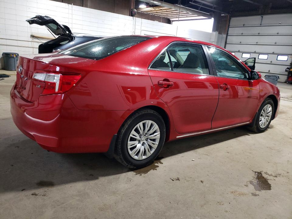 53781826 :رقم المزاد ، 4T4BF1FKXCR181483 vin ، 2012 Toyota Camry مزاد بيع