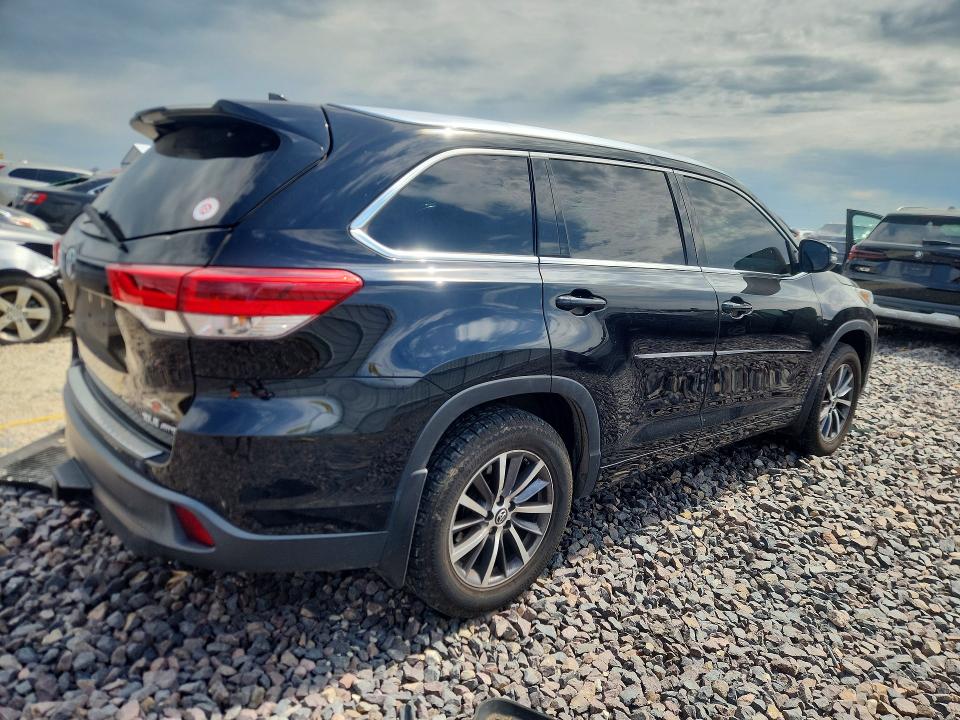 Aukcja sprzedaży 2018 Toyota Highlander, vin: 5TDJZRFH4JS544771, numer aukcji: 53323696