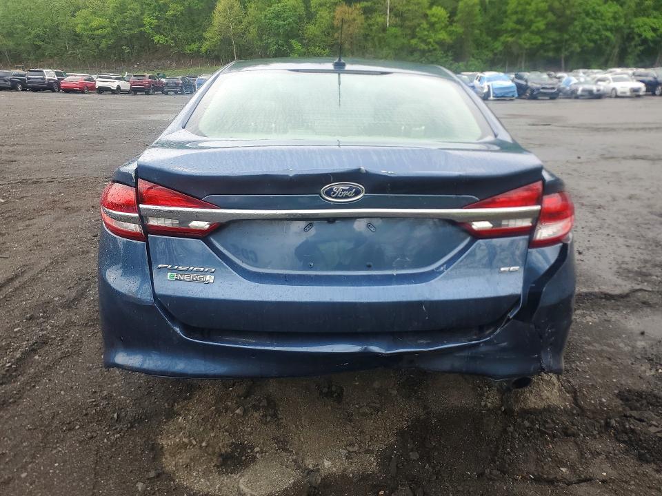 52724076 :رقم المزاد ، 3FA6P0PU2JR196254 vin ، 2018 Ford Fusion مزاد بيع