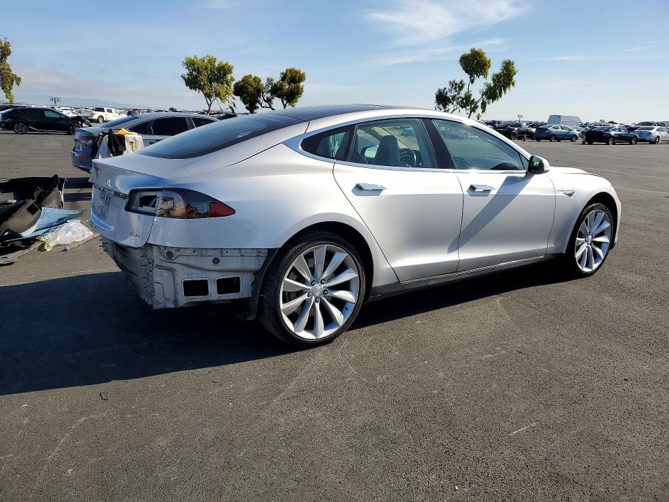 Aukcja sprzedaży 2013 Tesla Model S, vin: 5YJSA1DP3DFP04204, numer aukcji: 53268906
