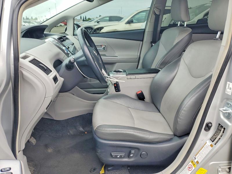 Продажа на аукционе авто 2016 Toyota Prius V, vin: JTDZN3EU4GJ043279, номер лота: 52237986