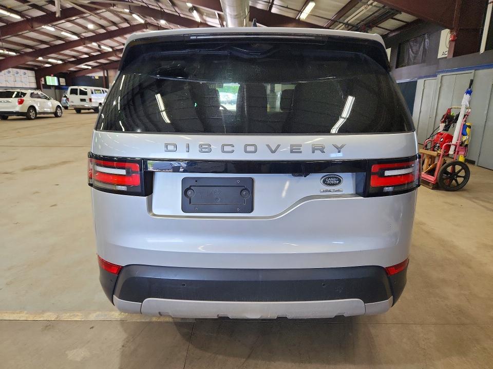 54117056 :رقم المزاد ، SALRRBBKXHA031097 vin ، 2017 Land Rover Discovery مزاد بيع