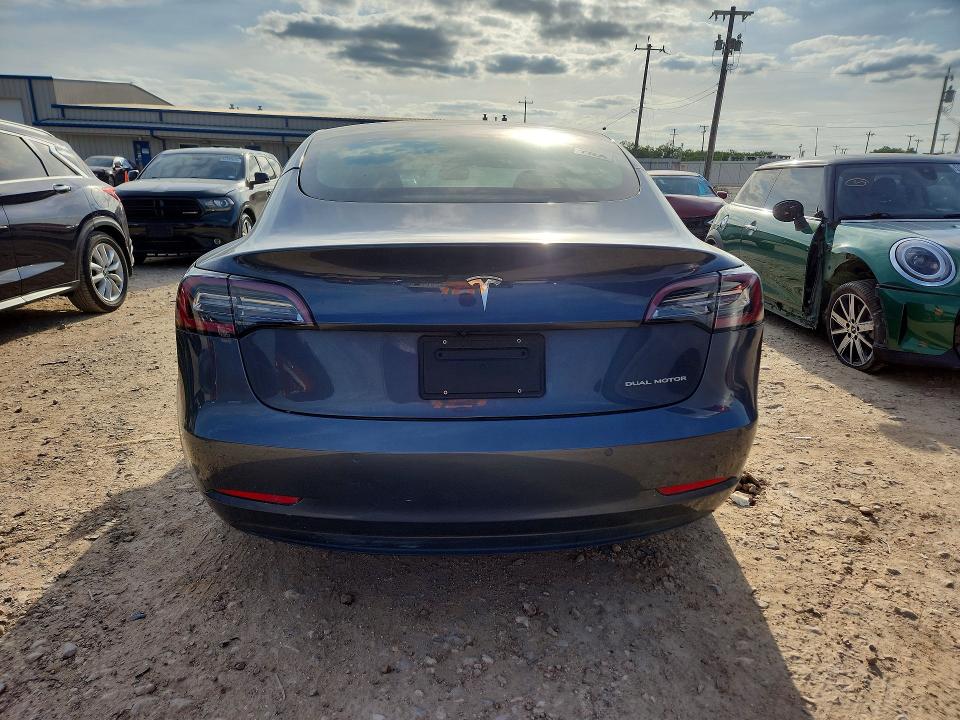 2021 Tesla Model 3 მანქანა იყიდება აუქციონზე, vin: 5YJ3E1EB7MF973866, აუქციონის ნომერი: 52301016