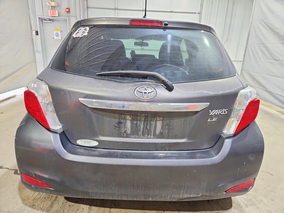 52191676 :رقم المزاد ، JTDKTUD36CD525671 vin ، 2012 Toyota Yaris مزاد بيع