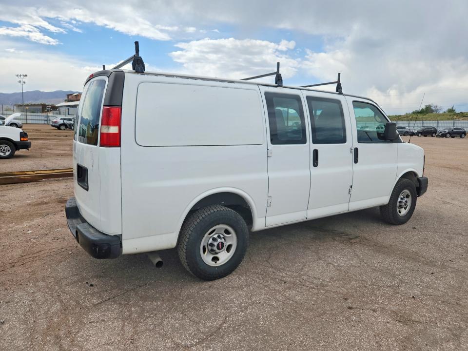 53762516 :رقم المزاد ، 1GTW7FCG1B1100350 vin ، 2011 Gmc Savana مزاد بيع
