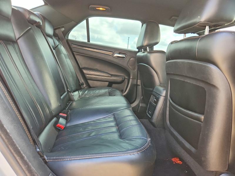 53473406 :رقم المزاد ، 2C3CCABG1HH664713 vin ، 2017 Chrysler 300 مزاد بيع