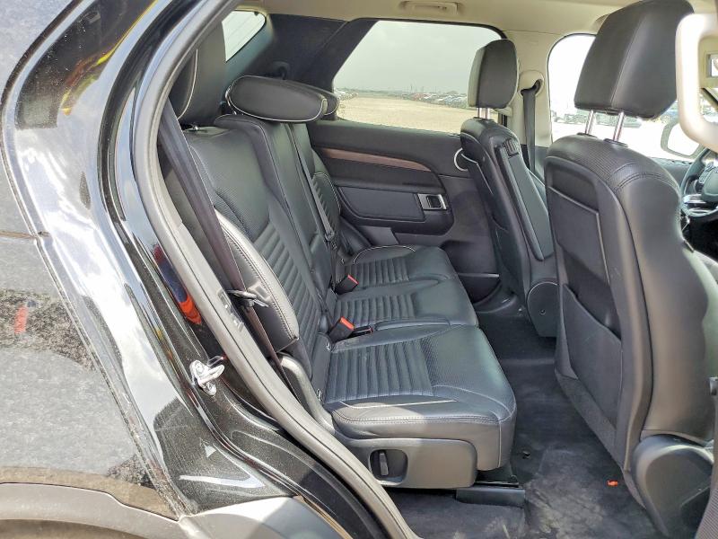 2017 Land Rover Discovery მანქანა იყიდება აუქციონზე, vin: SALRRBBV4HA016105, აუქციონის ნომერი: 54014366