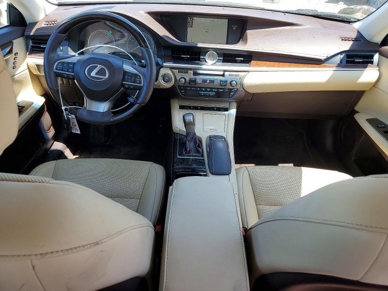 52733366 :رقم المزاد ، 58ABK1GG8HU059625 vin ، 2017 Lexus Es مزاد بيع