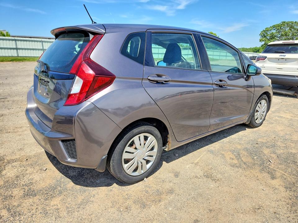 55168416 :رقم المزاد ، 3HGGK5H51FM706343 vin ، 2015 Honda Fit مزاد بيع