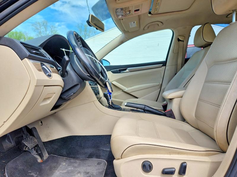 Продаж на аукціоні авто 2018 Volkswagen Passat, vin: 1VWBA7A37JC005894, номер лоту: 52860836