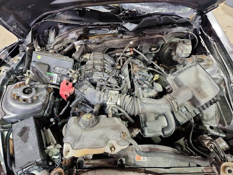 53811836 :رقم المزاد ، 1ZVBP8AM7B5157208 vin ، 2011 Ford Mustang مزاد بيع
