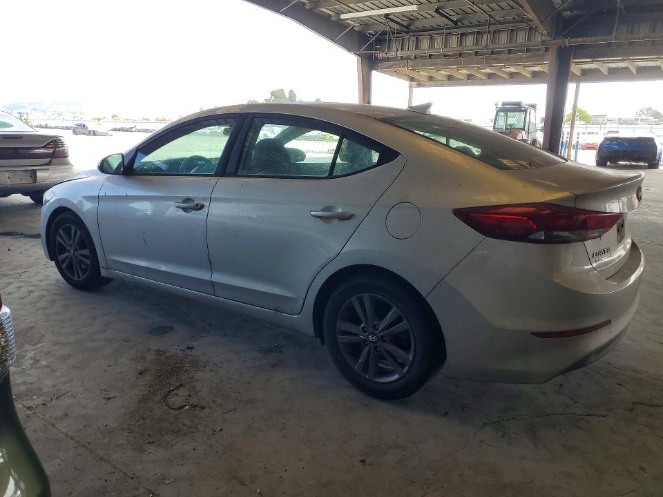 54700796 :رقم المزاد ، 5NPD84LF6JH304181 vin ، 2018 Hyundai Elantra مزاد بيع