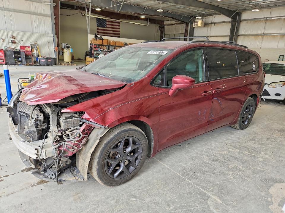 53254606 :رقم المزاد ، 2C4RC1EG8JR332589 vin ، 2018 Chrysler Pacifica مزاد بيع