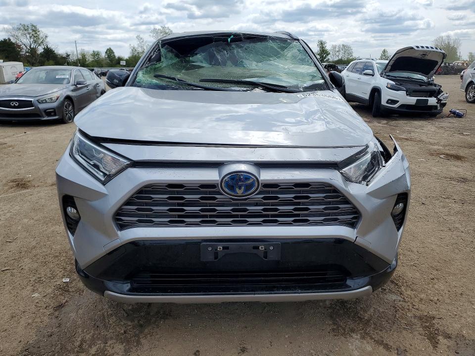 Auction sale of the 2020 Toyota Rav4, vin: JTMEWRFV4LJ041841, lot number: 52353666