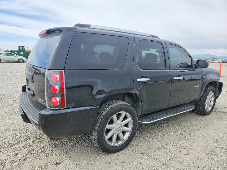 52085626 :رقم المزاد ، 1GKFK63817J321269 vin ، 2007 Gmc Yukon مزاد بيع
