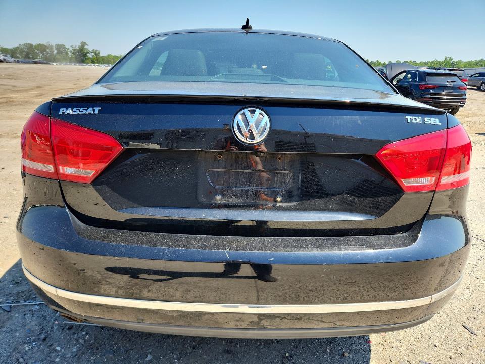 53962286 :رقم المزاد ، 1VWCN7A30EC007792 vin ، 2014 Volkswagen Passat مزاد بيع