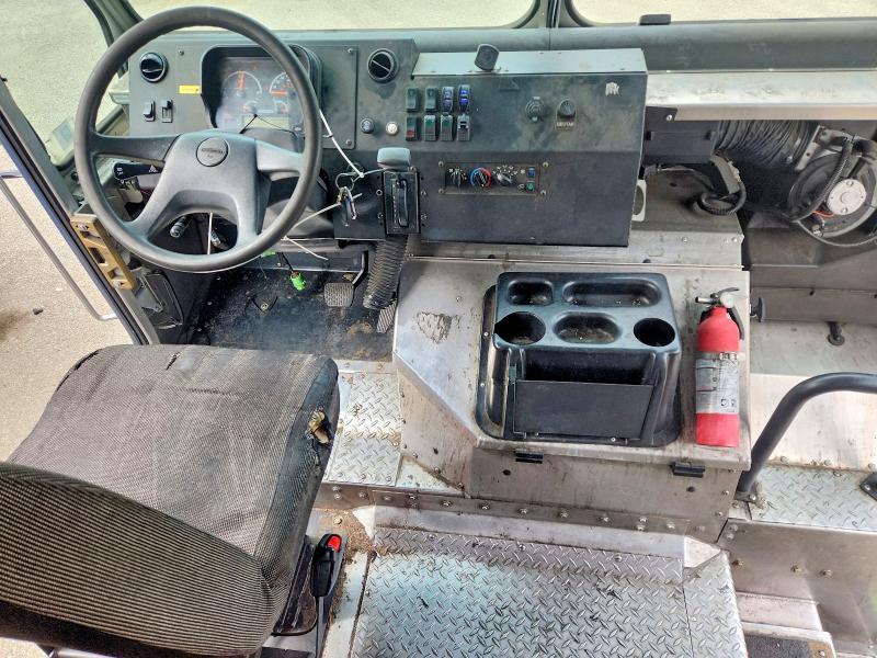 Продаж на аукціоні авто 2020 Freightliner Chassis, vin: 4UZAC2EA2LCMH8049, номер лоту: 57091206