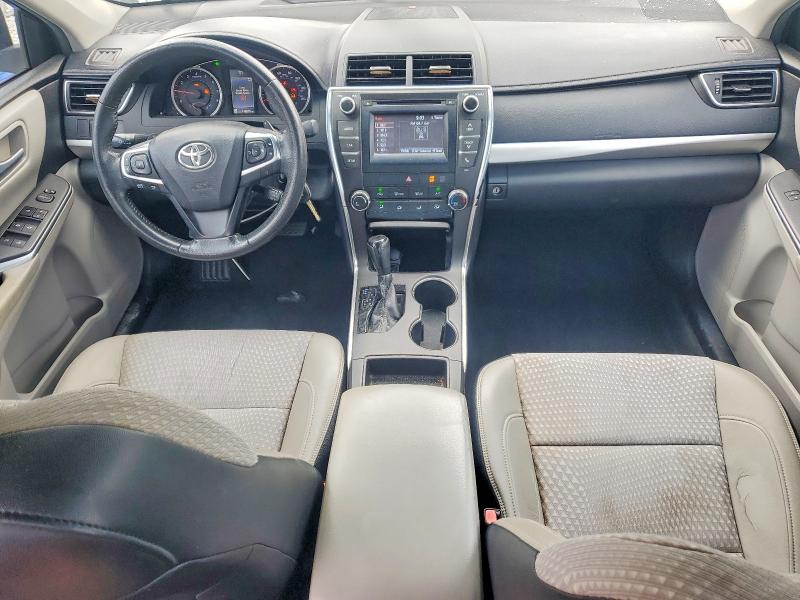 53820176 :رقم المزاد ، 4T1BF1FKXFU894706 vin ، 2015 Toyota Camry مزاد بيع