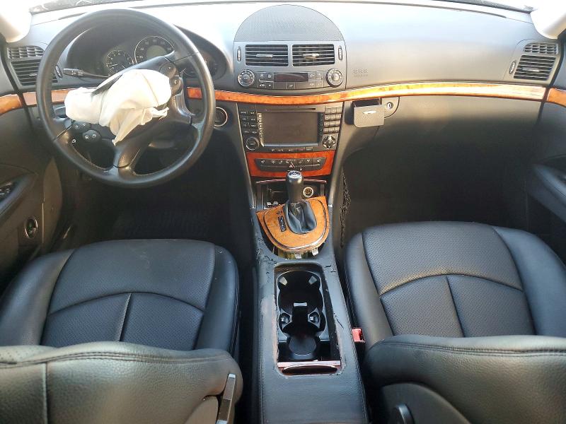 53383336 :رقم المزاد ، WDBUF56X07A990359 vin ، 2007 Mercedes-benz E مزاد بيع