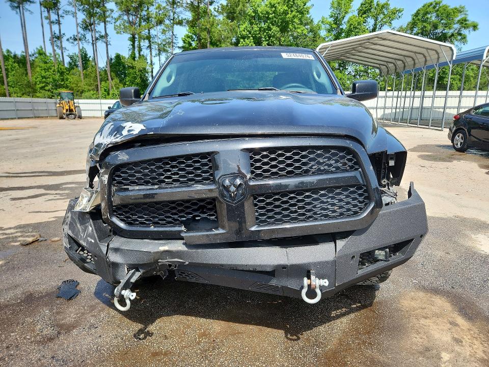 52484076 :رقم المزاد ، 1C6RR7KTXHS694636 vin ، 2017 Ram 1500 مزاد بيع