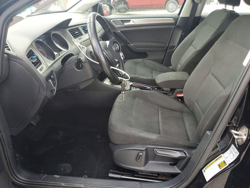 55101626 :رقم المزاد ، 3VW217AU3HM057332 vin ، 2017 Volkswagen Golf مزاد بيع