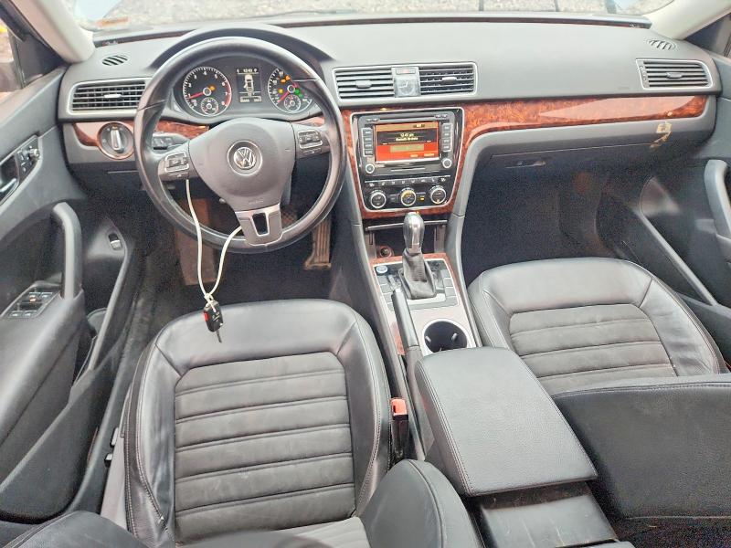 55022806 :رقم المزاد ، 1VWCM7A32DC120564 vin ، 2013 Volkswagen Passat مزاد بيع