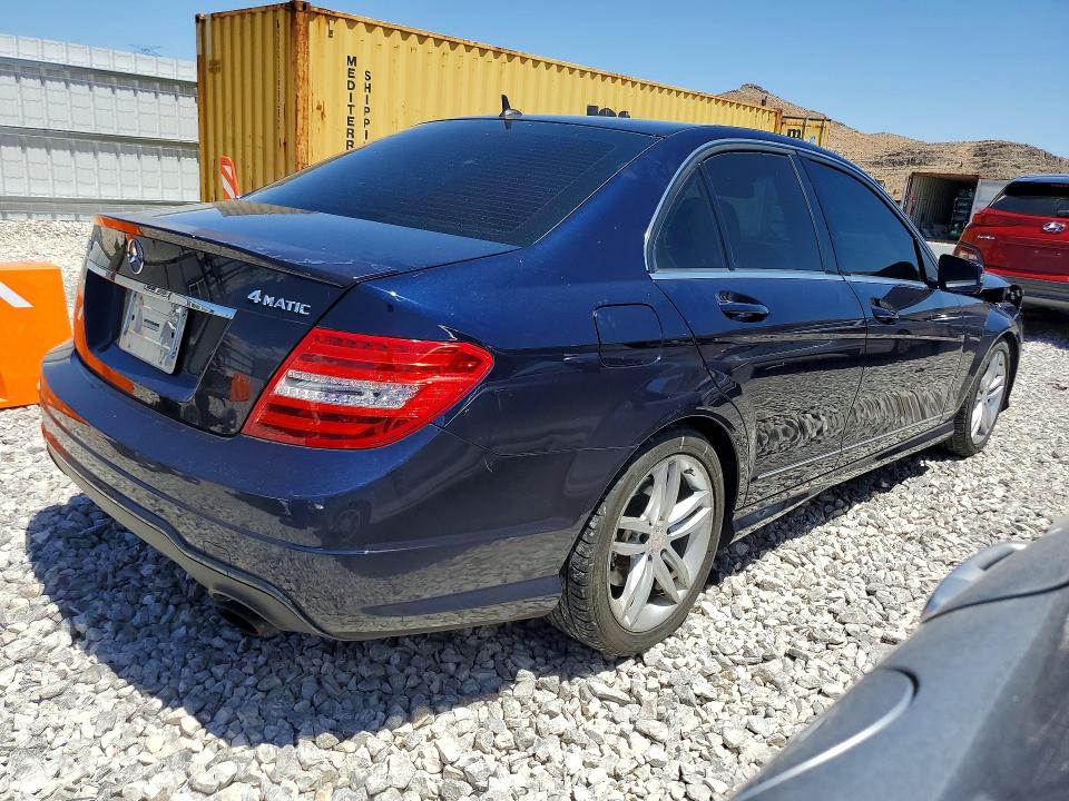 Продажа на аукционе авто 2013 Mercedes-benz C, vin: WDDGF8AB5DA833116, номер лота: 52525906
