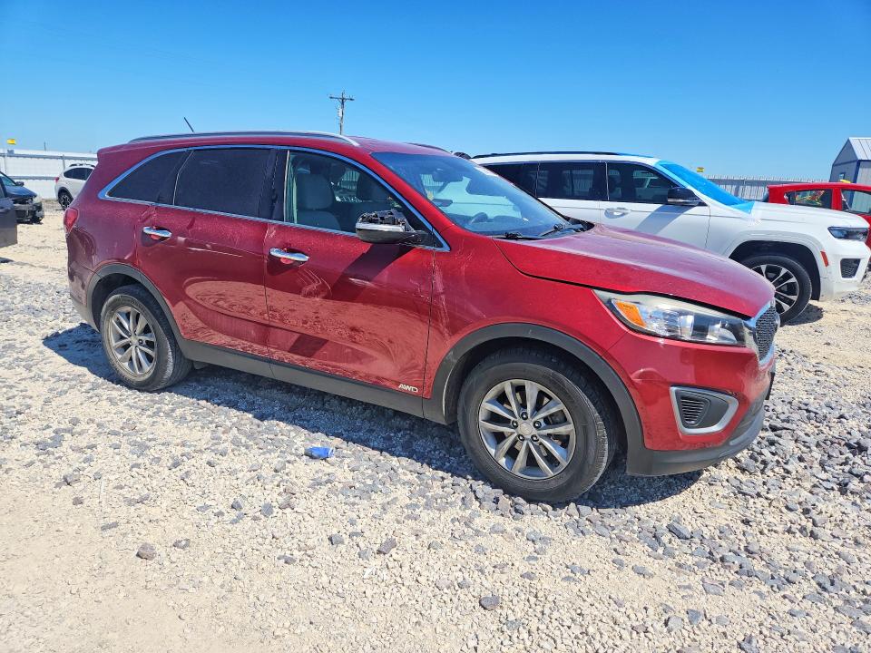 53443526 :رقم المزاد ، 5XYPGDA52HG188666 vin ، 2017 Kia Sorento مزاد بيع
