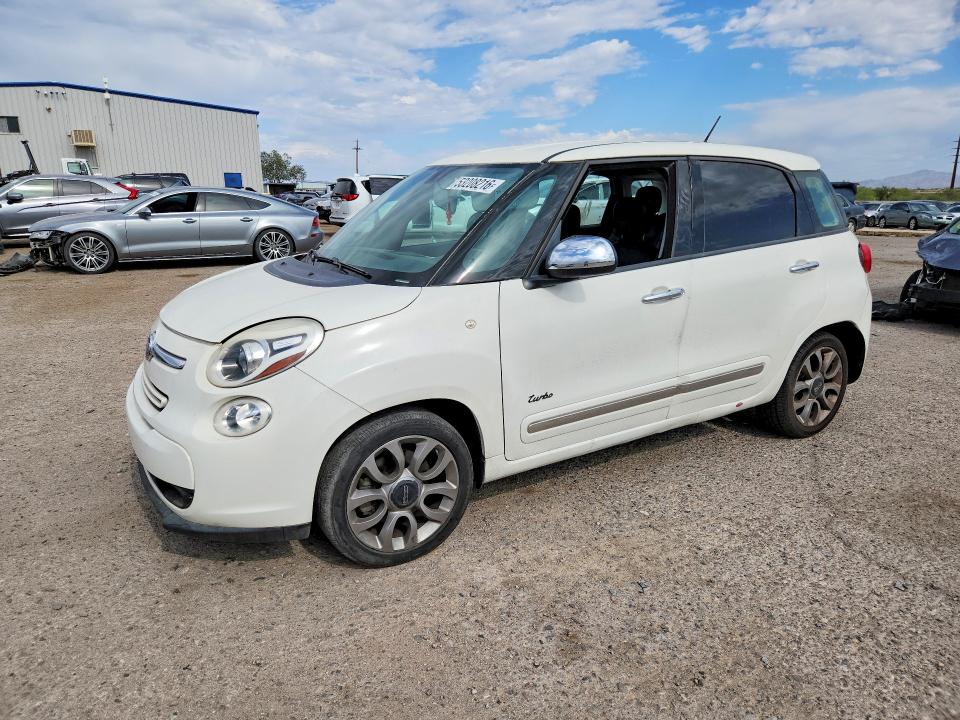 53208216 :رقم المزاد ، ZFBCFAAH5EZ016674 vin ، 2014 Fiat 500l مزاد بيع