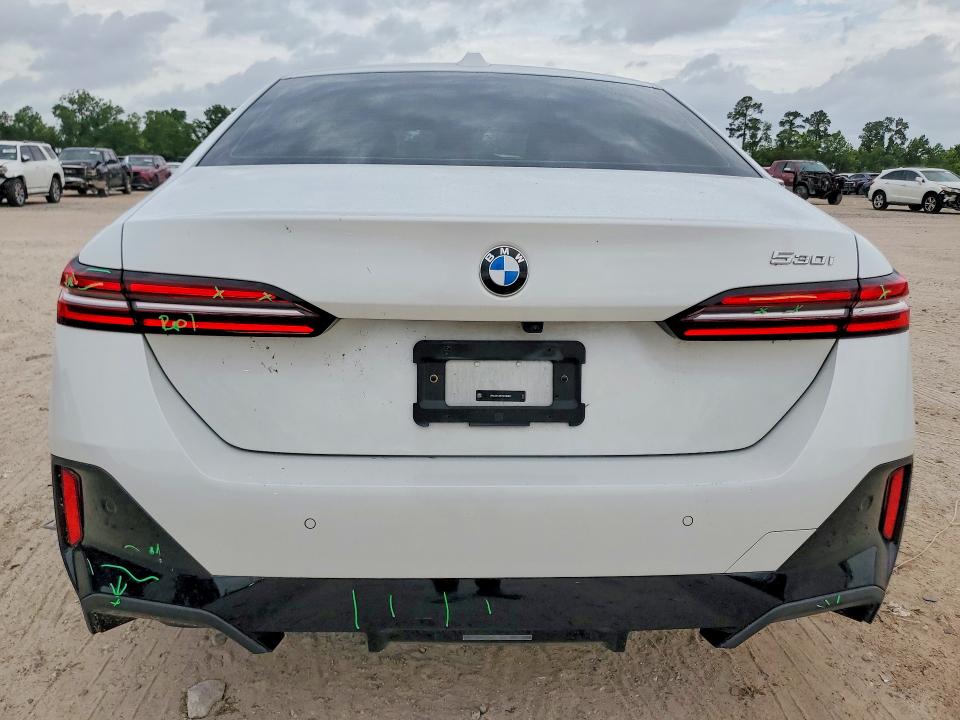 53998136 :رقم المزاد ، WBA43FJ08TCV32932 vin ، 2026 Bmw 530 مزاد بيع