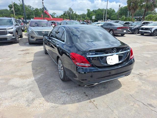 53729296 :رقم المزاد ، 55SWF4JB6JU279942 vin ، 2018 Mercedes-benz C مزاد بيع