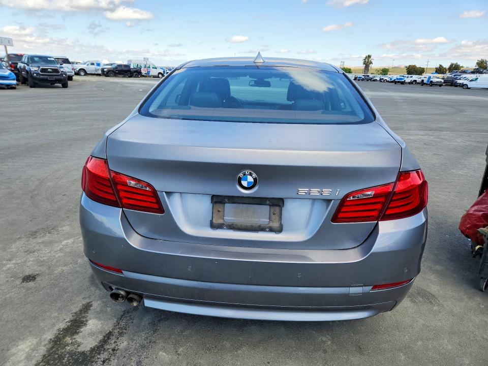 Продаж на аукціоні авто 2012 Bmw 528, vin: WBAXH5C54CDW08156, номер лоту: 55572646
