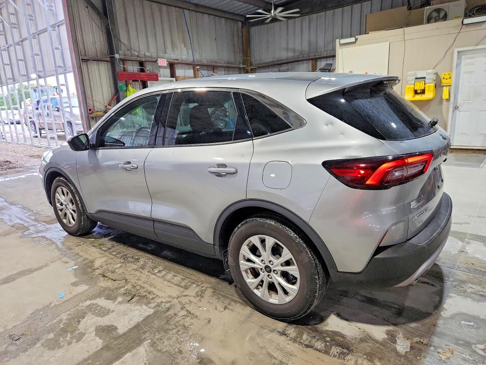 53468116 :رقم المزاد ، 1FMCU0GN4PUA54855 vin ، 2023 Ford Escape مزاد بيع