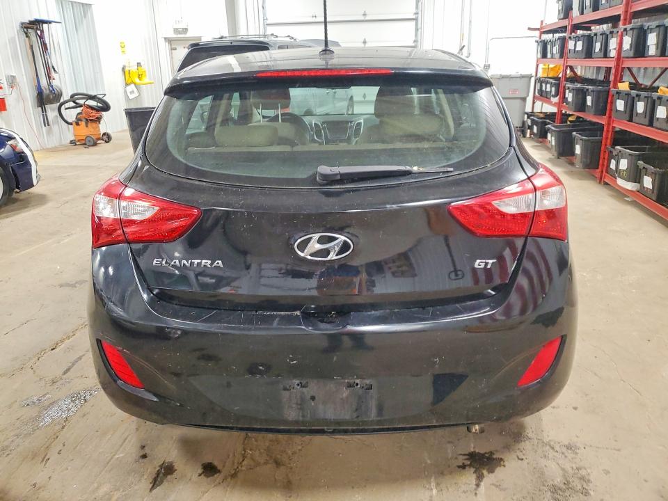 2014 Hyundai Elantra Gt მანქანა იყიდება აუქციონზე, vin: KMHD35LH5EU214095, აუქციონის ნომერი: 54111396