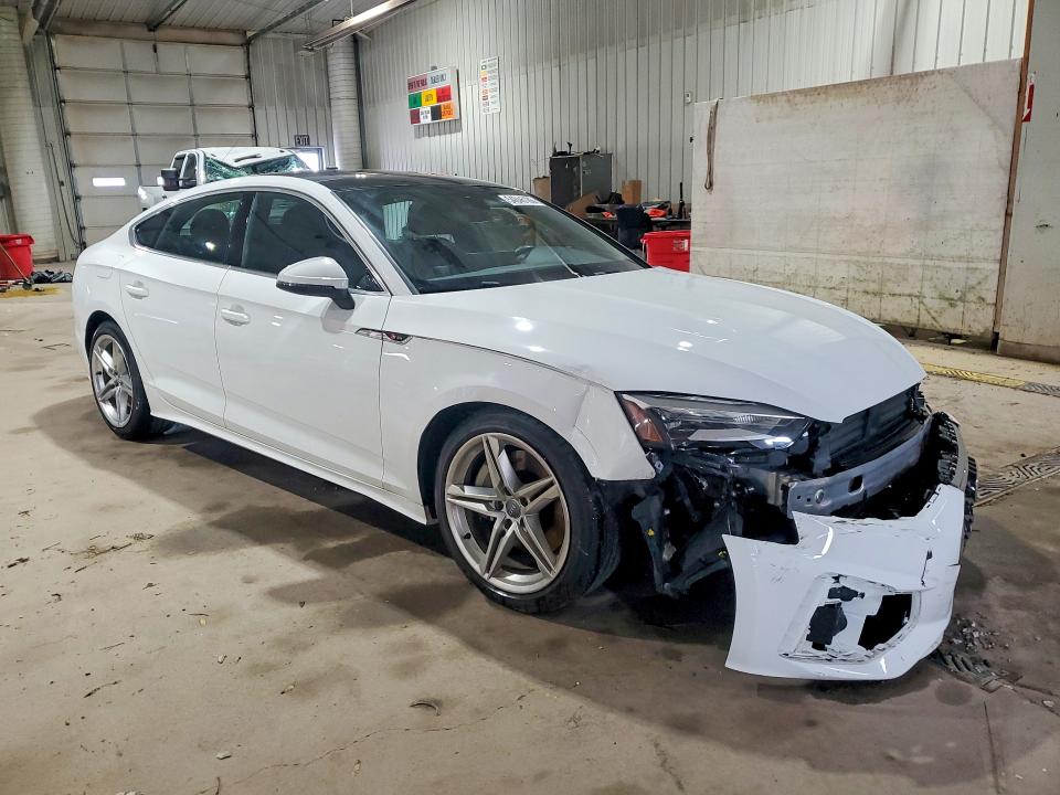 Продажа на аукционе авто 2021 Audi A5, vin: WAUDACF58MA015104, номер лота: 54846186