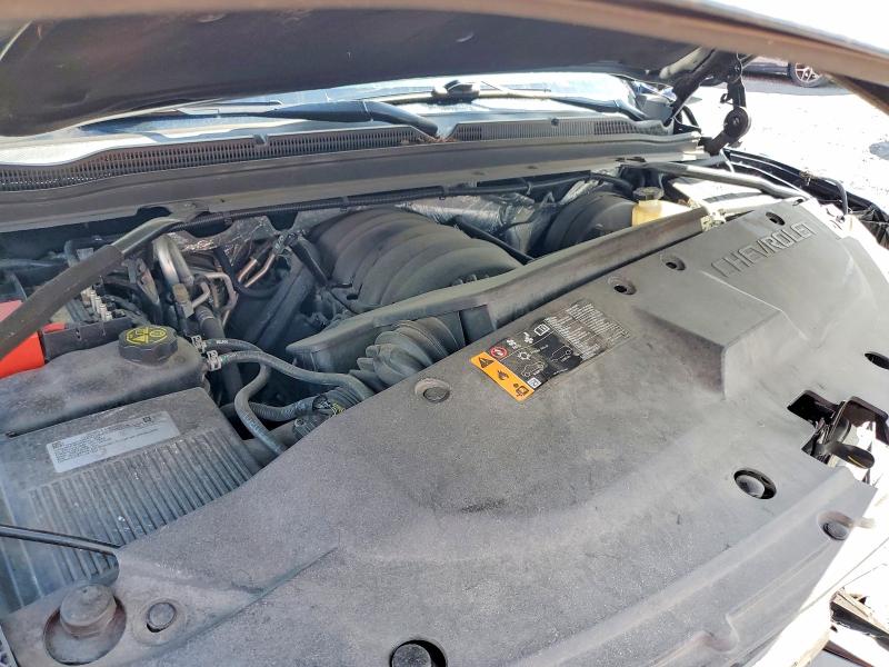 55218586 :رقم المزاد ، 1GNSCAKC2JR175979 vin ، 2018 Chevrolet Tahoe مزاد بيع
