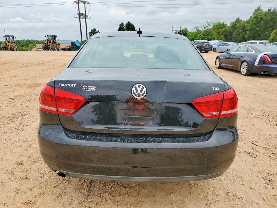 Продаж на аукціоні авто 2015 Volkswagen Passat, vin: 1VWAT7A37FC011224, номер лоту: 52752786