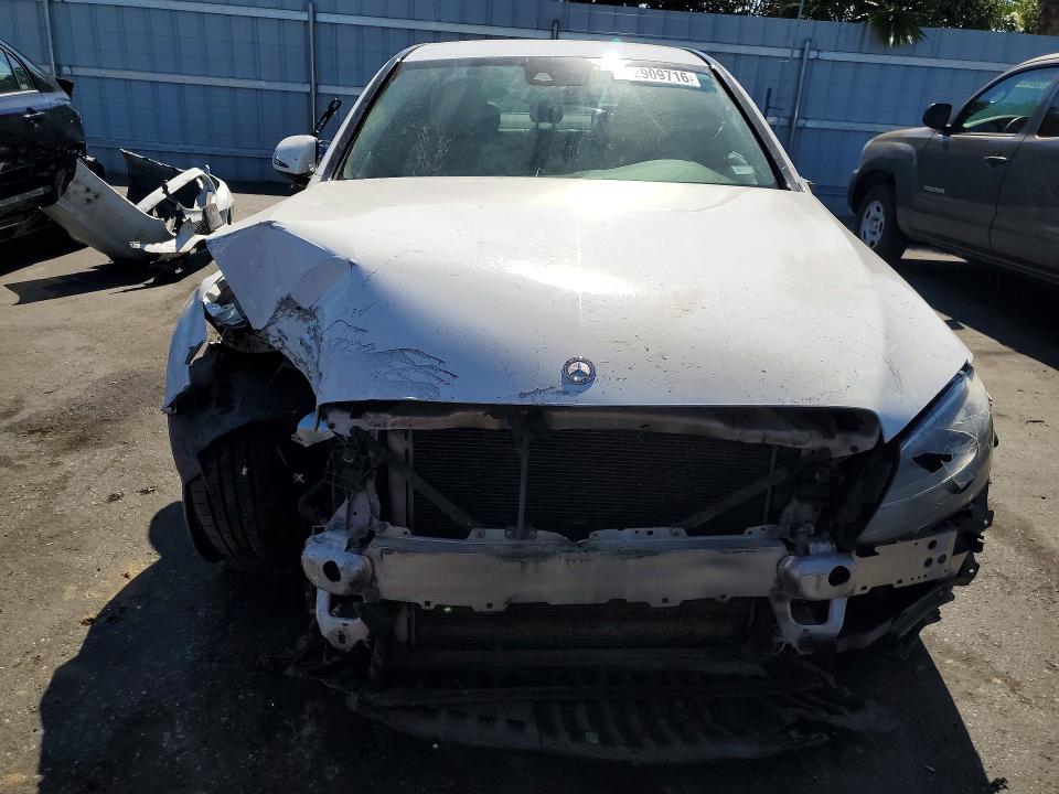 Aukcja sprzedaży 2017 Mercedes-benz C, vin: 55SWF4JB7HU203558, numer aukcji: 52909716