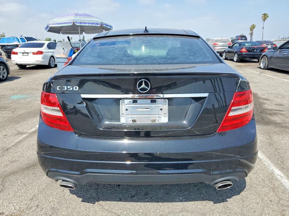2013 Mercedes-benz C მანქანა იყიდება აუქციონზე, vin: WDDGJ5HB6DF964125, აუქციონის ნომერი: 53528956