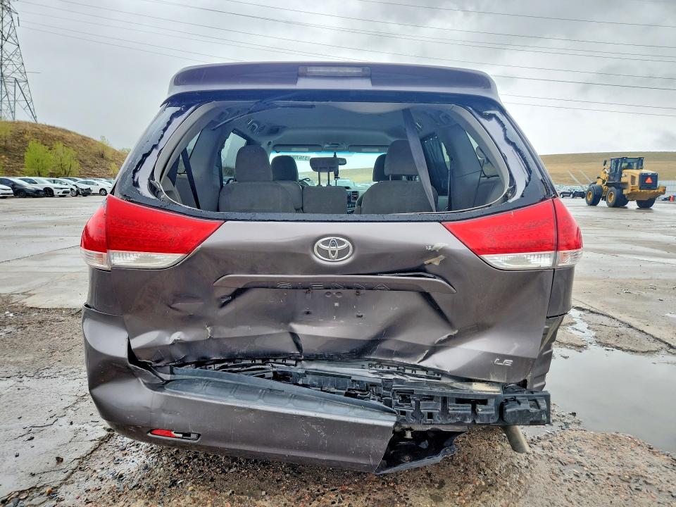 Продажа на аукционе авто 2013 Toyota Sienna, vin: 5TDKK3DC7DS331878, номер лота: 51670696