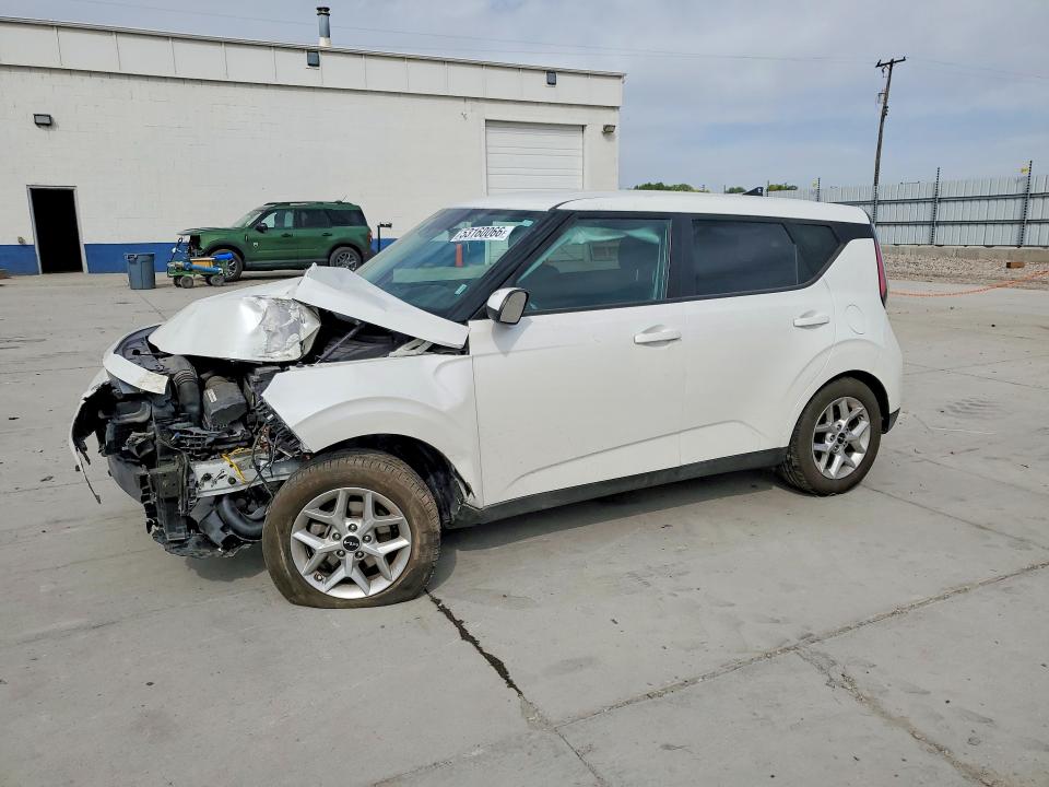 Auction sale of the 2023 Kia Soul Ev, vin: KNDJ23AU2P7888477, lot number: 53160066