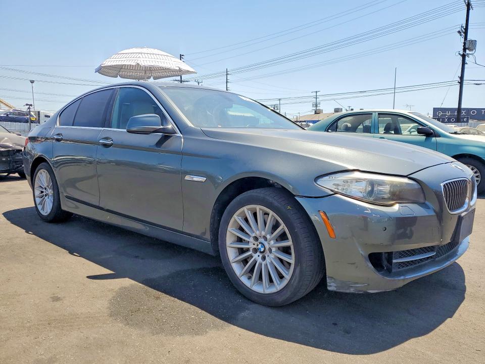 54525536 :رقم المزاد ، WBAFR7C53BC807787 vin ، 2011 Bmw 535 مزاد بيع