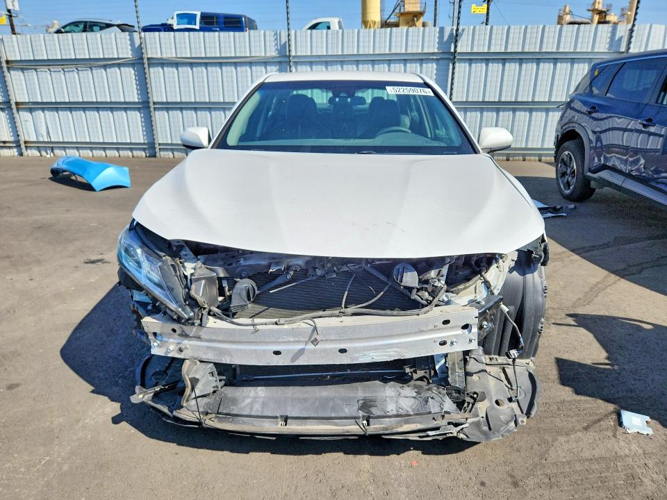 Aukcja sprzedaży 2018 Toyota Camry, vin: 4T1B11HKXJU631880, numer aukcji: 52259076