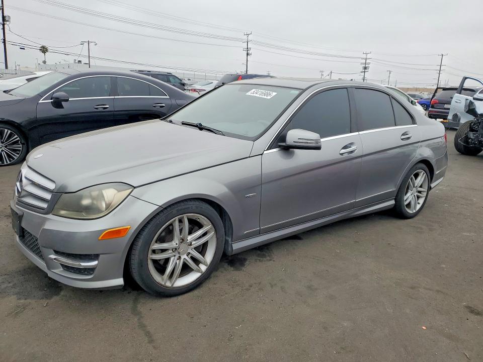 53416986 :رقم المزاد ، WDDGF4HBXCA615833 vin ، 2012 Mercedes-benz C مزاد بيع