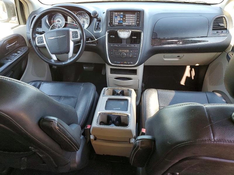 52124046 :رقم المزاد ، 2C4RC1BG6GR214599 vin ، 2016 Chrysler Town & Country مزاد بيع