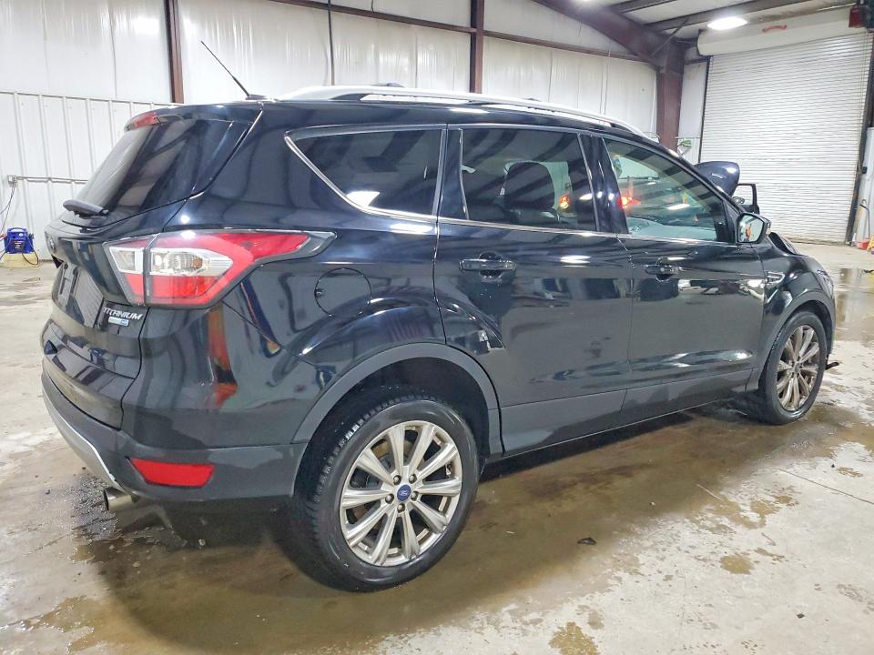 54313796 :رقم المزاد ، 1FMCU9JD5HUB23073 vin ، 2017 Ford Escape مزاد بيع