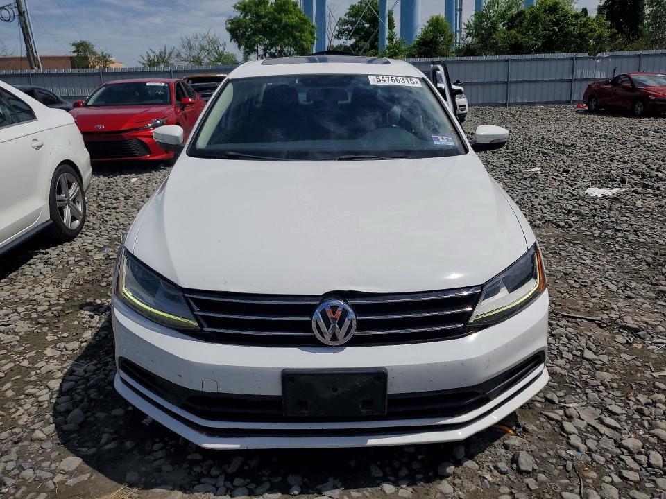 Продажа на аукционе авто 2017 Volkswagen Jetta, vin: 3VWDB7AJ5HM392085, номер лота: 54766316