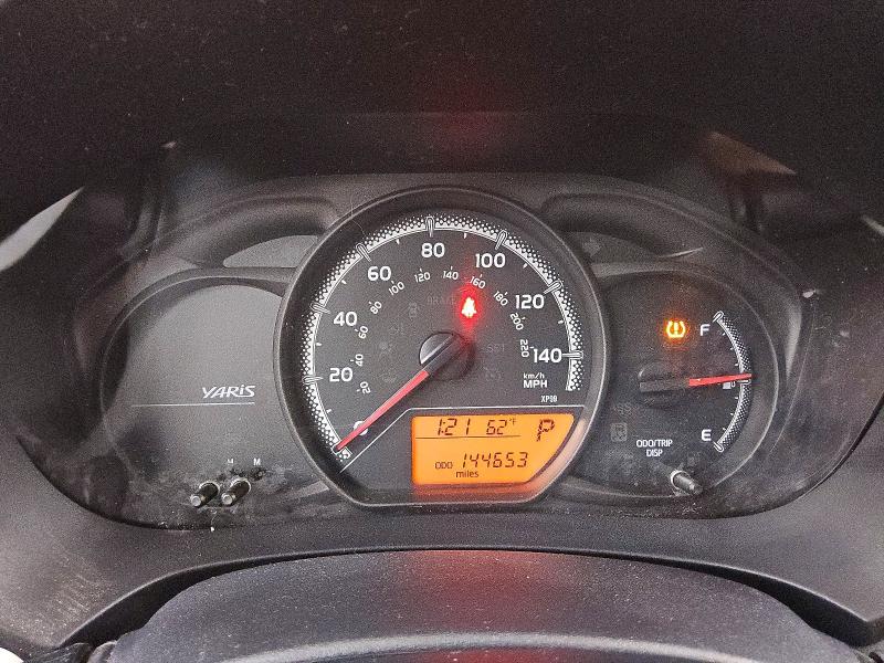 52245316 :رقم المزاد ، VNKKTUD35FA042301 vin ، 2015 Toyota Yaris مزاد بيع