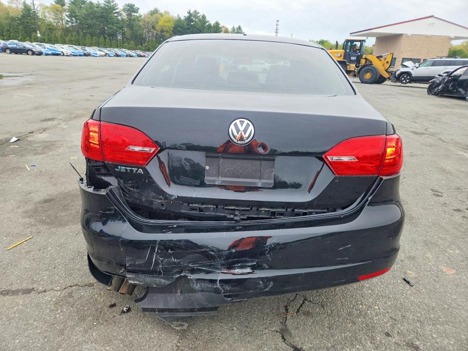 52466216 :رقم المزاد ، 3VW2K7AJ2EM410884 vin ، 2014 Volkswagen Jetta مزاد بيع